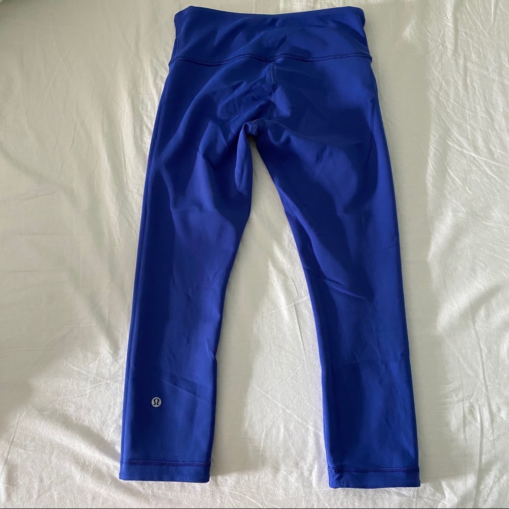 Wunder Under 27 inch 3/4 reversible crop leggings